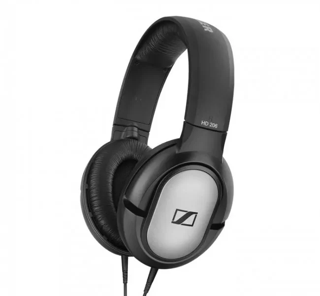 Audífonos cerrados Sennheiser HD206 en color negro con copas plateadas