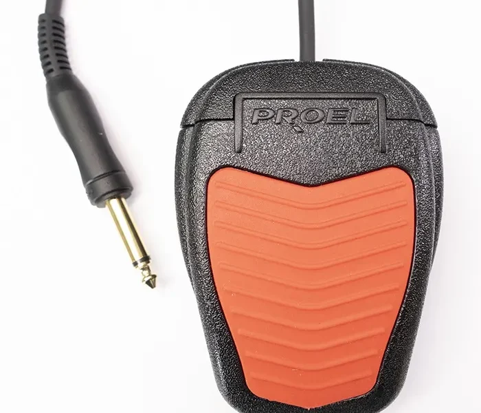 PROEL Pedal de Sustain GF29 Pedal de sustain PROEL GF29 con superficie antideslizante y conector plug
