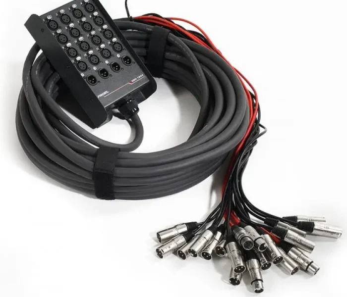 Medusa PROEL EBN1604 de 16 canales y 4 salidas con conectores XLR