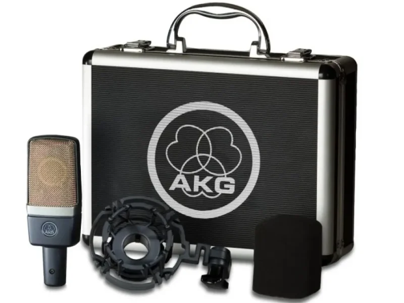 Micrófono AKG C214 con accesorios y estuche rígido