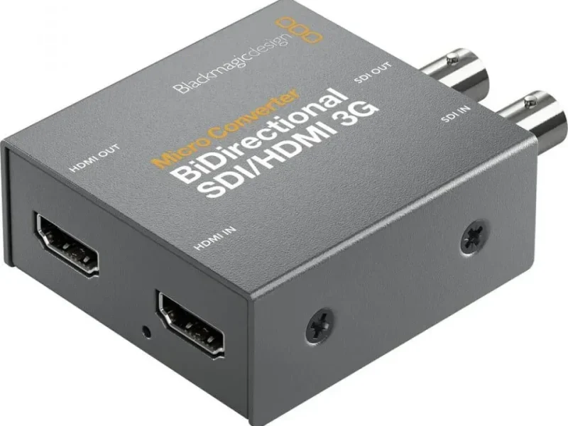 Blackmagic Micro Converter BiDirectional SDI/HDMI 3G vista en ángulo con conectores HDMI y SDI