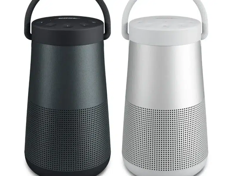 Parlantes Bose SoundLink Revolve+ II en colores negro y plata, con asa superior y diseño cilíndrico.